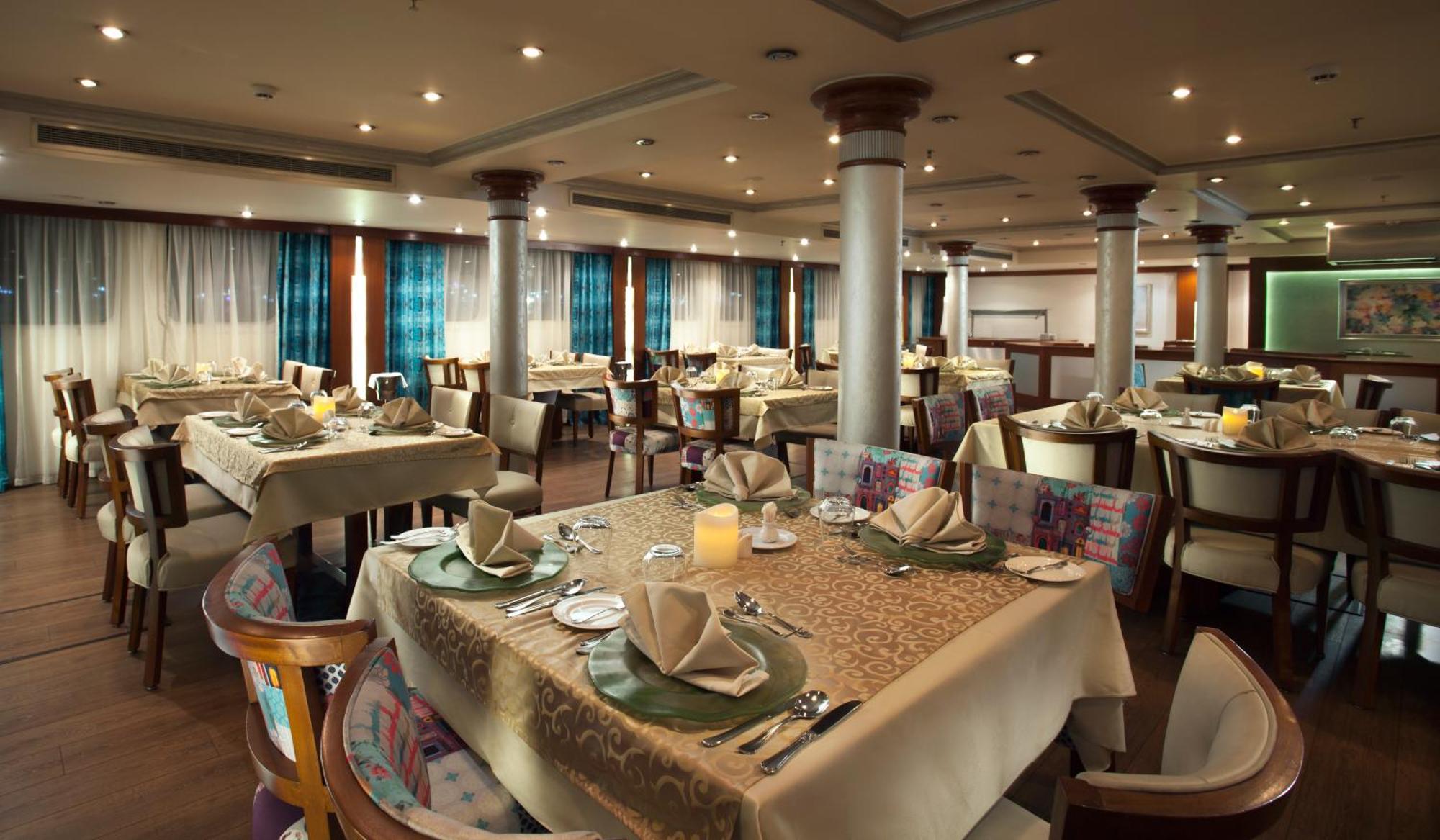 Acamar Nile Cruise - Every Monday From Luxor For 04 & 07 Nights - Every Friday From Aswan For 03 & 07 Nights Exterior foto